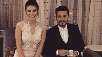 Söz dizisinin yıldızı Deniz Baysal ile Barış Yurtçu nişanlandı acılı kahve olay oldu 