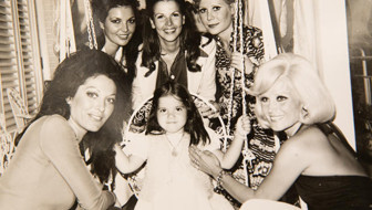 Gönül Yazar hastaneye kaldırıldı 7 kez evlendi eşleri ve tek kızı bakın kimdir? 