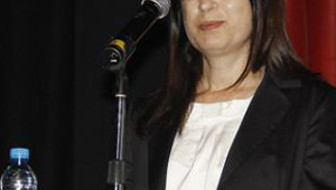 Ayşenur İslam  Kimdir?