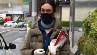 Birce Akalay yeni aşkıyla görüntülendi