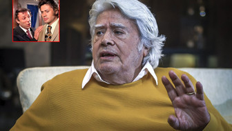 Cüneyt Arkın Münir Özkul'la anısını anlattı! Ağlayıp saçlarımı okşadı