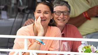 Azerbaycanlı sunucudan olay Bill Gates yorumu! 'Koyabilse avradına çip koyardı!'