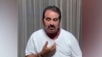 İbrahim Tatlıses 'dipçik gibi ayaktayım' deyip 'öldü' haberlerini çıkaranlara yumruk salladı