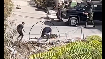 Filistin Devlet Başkanı Abbas'a darbe girişimi! Abbas'ın konvoyuna saldırı anı kamerada