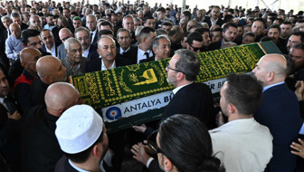 Mevlüt Çavuşoğlu'nun babası Osman Çavuşoğlu son yolculuğuna uğurlandı