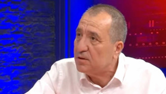 Halk TV yazarı Tezkan: CHP’de bilgi eksikliği var