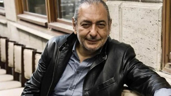 Reha Muhtar havaalanını birbirine kattı