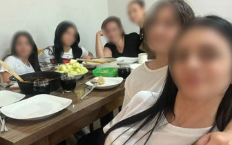 Öğrencilerini evine götürüp temizlik yaptıran öğretmen hakkında karar