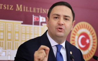 Umut Akdoğan'dan Mesut Özarslan'a 'Zübük' göndermesi