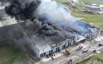 Ankara'da mobilya deposunda yangın