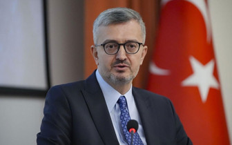 Burhanettin Duran'dan medya ve akademiye 15 Temmuz çağrısı