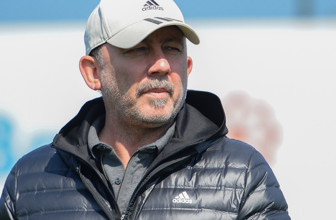 Beşiktaş'tan Necip Uysal ve Mert Günok için kadro dışı kararı