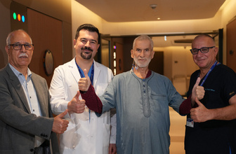Hem kalbi hem umudu tıkalıydı, Türkiye'de hayata tutundu