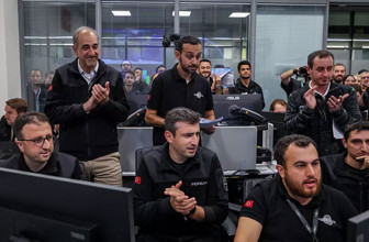 Fergani'den büyük başarı: İlk kez hibrit yörünge motoru uzayda ateşlendi