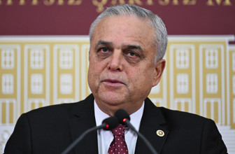 CHP'den istifa eden Hasan Ufuk Çakır CHP yönetimine rest çekti: Kızılay'da asacağım kendimi