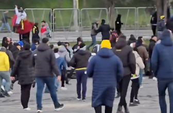 Derbi öncesi ortalık karıştı! Taraftarlar birbirine girdi