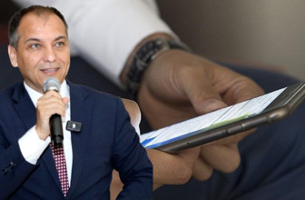 Görevden alınan İl Milli Eğitim Müdürü'nün öğretmene attığı mesajlar ortaya çıktı