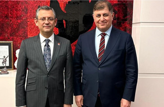 Olay Özgür Özel iddiası! Attığı küfürlü mesajla tüm ipleri kopardı