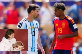 Messi'nin 19 yıl önce yıkadığı bebek finalde Messi'nin elinden Dünya Kupası'nı aldı
