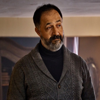 Gözleri Karadeniz'in Osman Maçari'si Mehmet Özgür'den boynundaki kolyeyle ilgili ağlatan açıklama! Kimse beklemiyordu