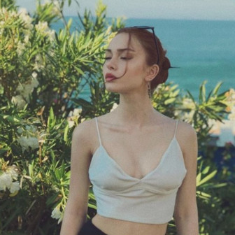 Asena Keskinci'den yatak pozu! O kareleri olay oldu...