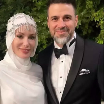 Evliliği ve yardım programları ile gündemdeydi! Gamze Özçelik ilk kez oğlunu paylaştı...