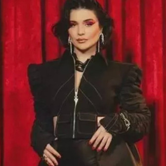 Eşi ve kızı ile sıcacık anlarını paylaştı! Gonca Vuslateri paylaştı...