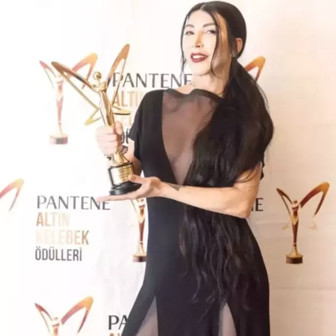 Hande Yener'den meme kanseri itirafı! "10 yıl yaşatırız deyince..."