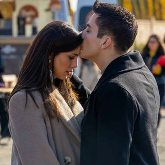 Dilin Döger'den Sevgililer Günü paylaşımı! Aşk dilediler...