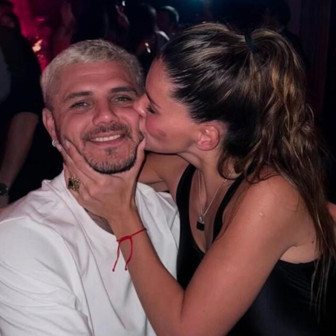 Mauro Icardi ve China Suarez aşka geldi