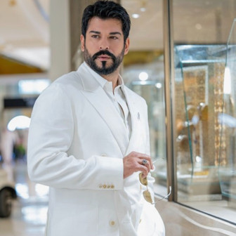 Burak Özçivit'ten gayrimenkul sorusuna yanıt! "Çok sıkıldım"