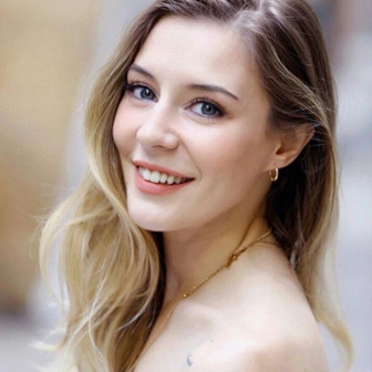 Oyuncu Ege Kökenli anne oldu! Bebeğinin sağlık durumu ne?