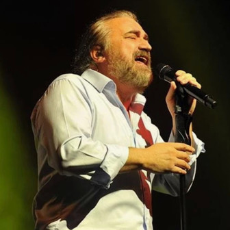 Vefat yıl dönümünde unutulmadı! Volkan Konak'ın eşi ve sevenlerinin acısı dinmedi...