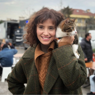 Nehir Erdoğan'dan evlilik açıklaması! "Yanlışlıkla evlendik"