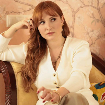 Başak Gümülcinelioğlu o yorumlara isyan etti! Fiziğine söylenen sözler çileden çıkardı