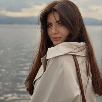 Fenomen gelin Hanife evlilik hazırlığındaydı ama ayrılık haberi geldi...
