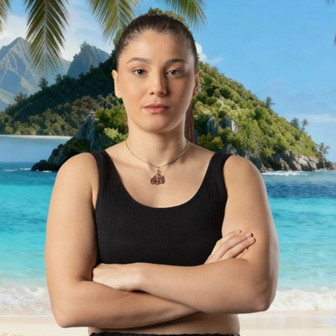 Survivor Seren Ay ile Murat Özarı arasında kriz! "Siz kimsiniz ki benim aileme laf ediyorsunuz?"