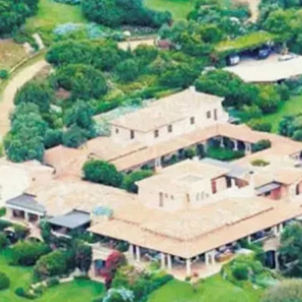Berlusconi tarzı yaşamın sembolüydü! Bunga Bunga Sarayı Katar Şeyhine 350 milyon euroya satılıyor