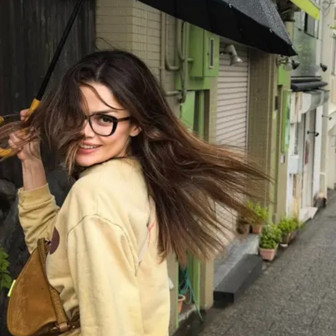 Uzak Şehir'in Alya'sından Japonya çıkarması! Aşka geldiler