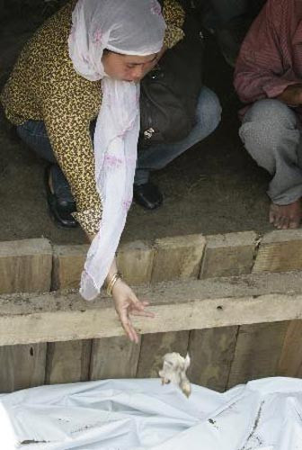 Öldürmeden önce hepsine tecavüz ettik! - Resim: 1