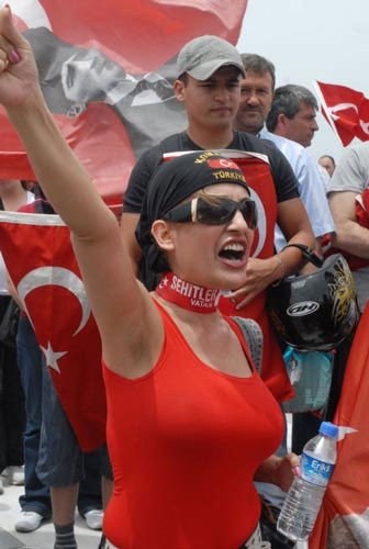 Meydanlardan teröre lanet yağdı - Resim: 4