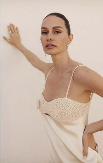 Yasemin Özilhan: "Pandemiden sonra kimsede aydınlanma gözlemlemedim." - Resim: 1