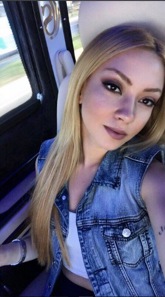 Ece Seçkin'in pilot sevgilisine bakın havada büyük sürpriz - Resim: 1