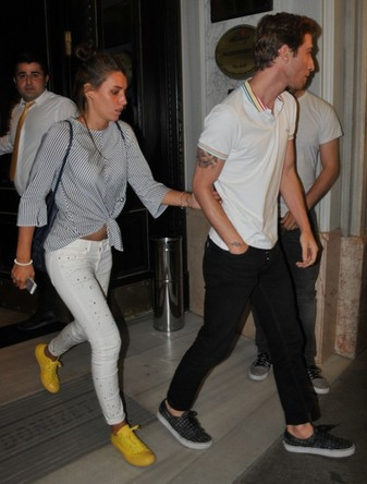 Survivor Gizem Kerimoğlu el ele görüntülendi işte sevgilisi! - Resim: 4