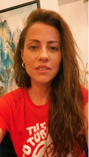 Derya Uluğ Amerika'dan döndü Koronavirüs tedbiri için evde karantinada - Resim: 2