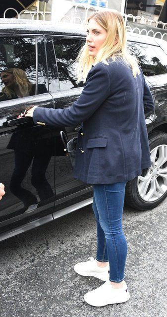 Babasının sağlık durumunu açıkladı! Yasak Elma'nın Yıldız'ı Eda Ece iyi haberi verdi - Resim: 1