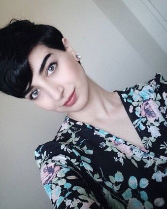 Tuba Büyüküstün'ün ikizi herkesi  şaşırttı - Resim: 4