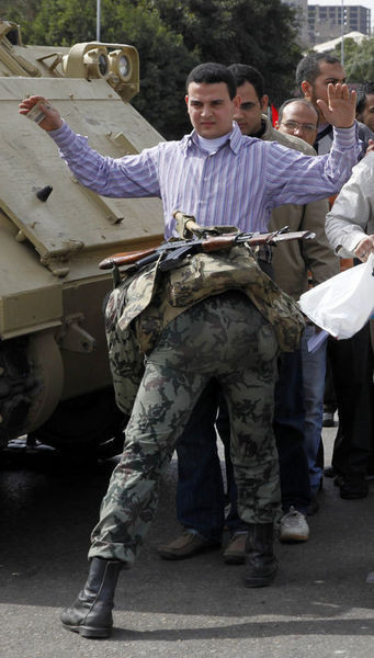 Mısır'da 'Kanlı Cuma' - Resim: 3