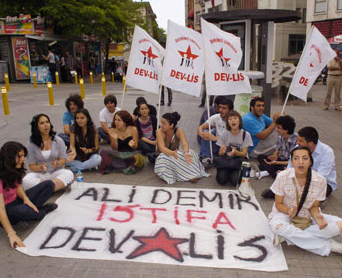 Önce sınava sonra eyleme koştular - Resim: 1