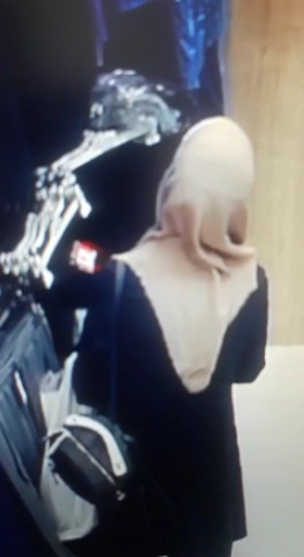 Girdiği her yerden çalıyor! Denizli polisi esnafı bıktıran kadının peşinde - Resim: 0